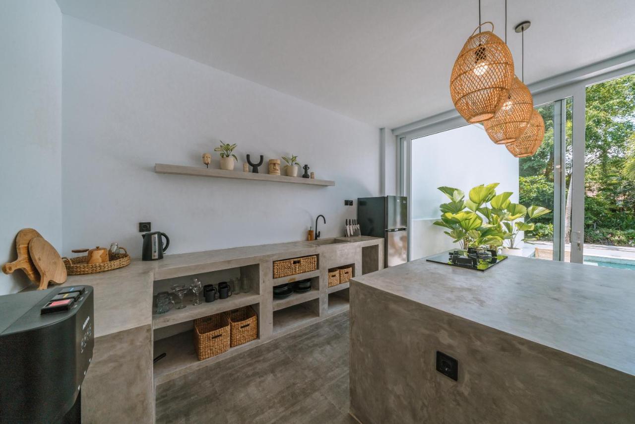 Villa Seseh Breeze - Cozy & Romantic 1Br Villa Next To Seseh Beach 캉구 외부 사진
